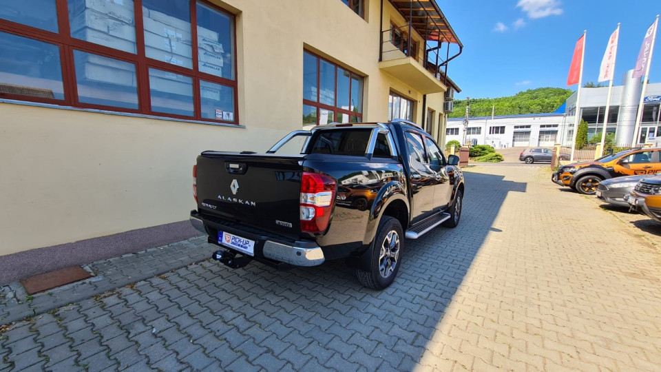 Bukórúd, bukórúd és vonóhorog felszerelése a Renault Alaska-ra