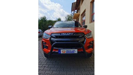 Keménytető, motorháztetőplatóbélés, bullbar felszerelése Isuzu D-Max 2020-ra