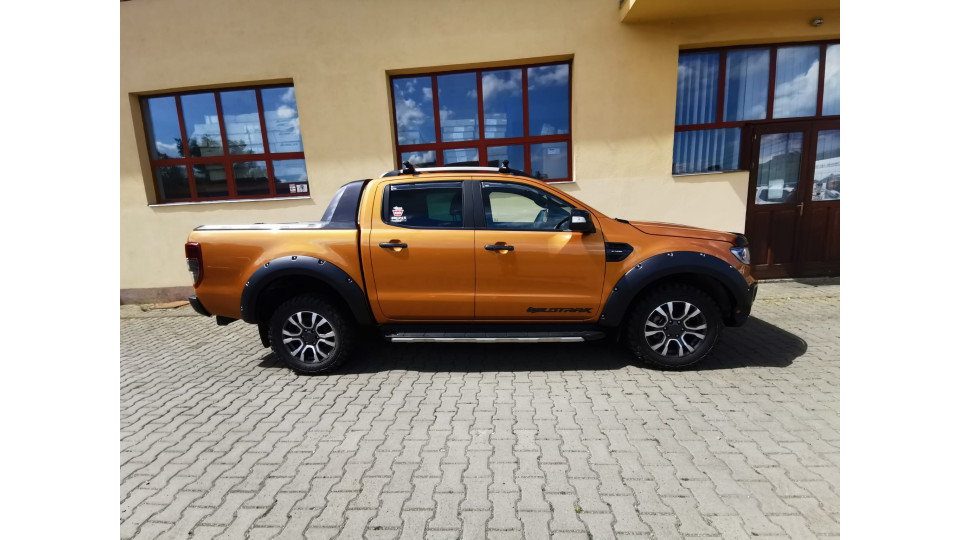 Montage Kotflügelschutz, Seilwinde-Seilwindenhalterung, Motorhaubendeflektor und Scheibe auf Ford Ranger 2020