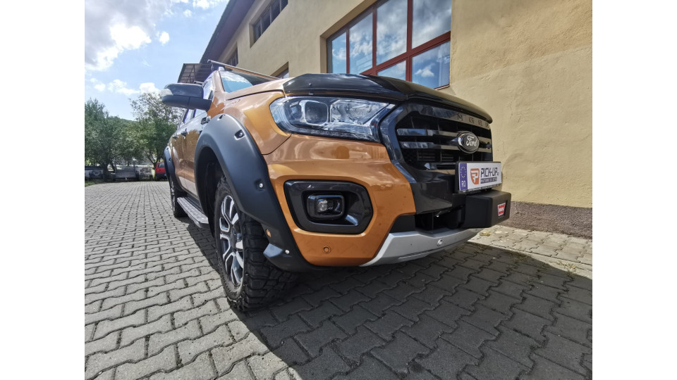Montage Kotflügelschutz, Seilwinde-Seilwindenhalterung, Motorhaubendeflektor und Scheibe auf Ford Ranger 2020