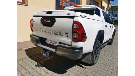 Montage Laderaumabdeckung (Klapp-Typ) auf Toyota Hilux 2020