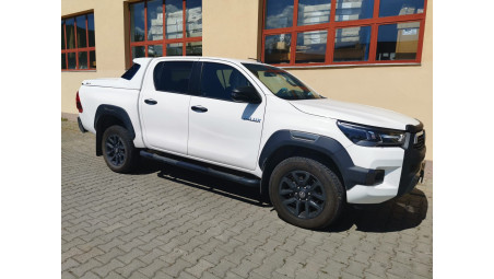 Montage Laderaumabdeckung (Klapp-Typ) auf Toyota Hilux 2020