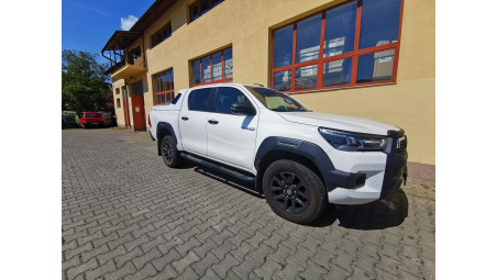 Montage Laderaumabdeckung (Klapp-Typ) auf Toyota Hilux 2020