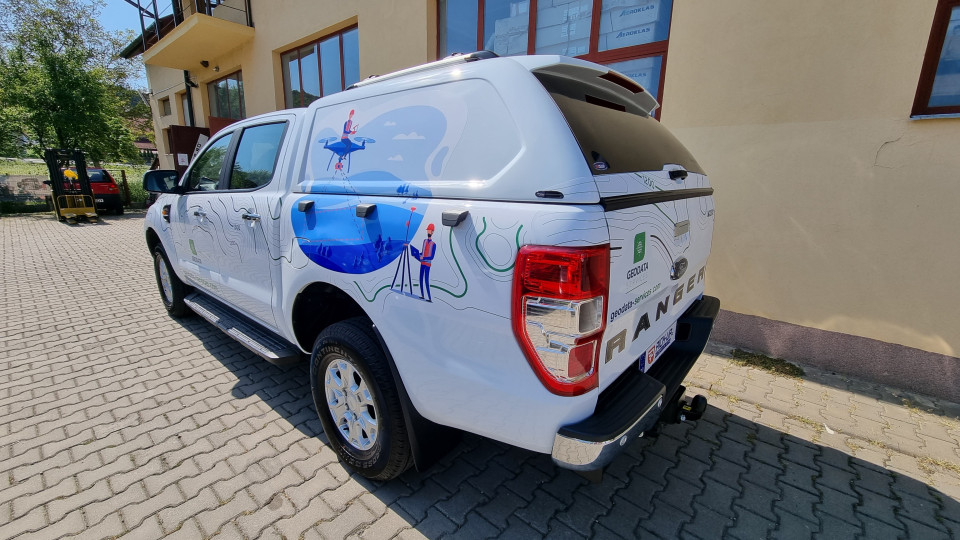 Canopy, bullbar installed on Ford Ranger 2019
