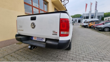 Vonóhorogzár és vonóhorog beszerelése Volkswagen Amarok 2014-re