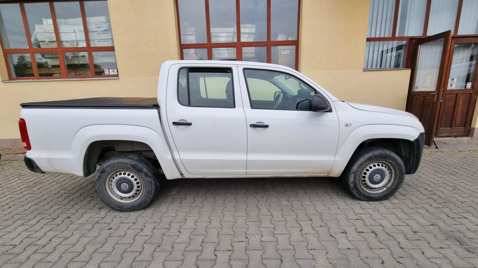 Vonóhorogzár és vonóhorog beszerelése Volkswagen Amarok 2014-re