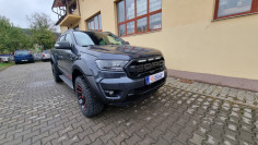 A Ford Ranger Raptor hűtőrács felszerelése a 2019-es Ford Rangerre 2