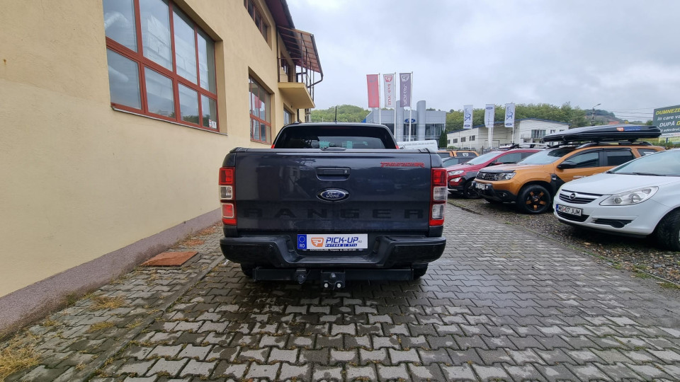 Raptor style grille installed on Ford Ranger 2019