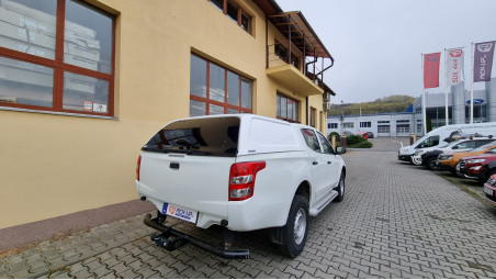 Montage hardtop und Frontschutzbügel auf Mitsubishi L200 2017