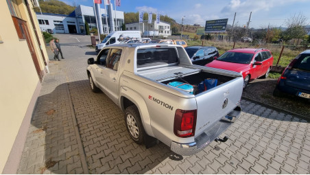 Bukócső, motorháztető-terelő és bukócső felszerelése a Volkswagen Amarok 2014-re