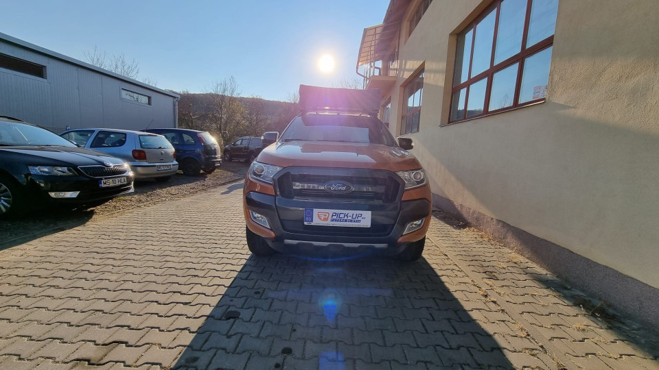2015 Ford Ranger keménytető szerelés