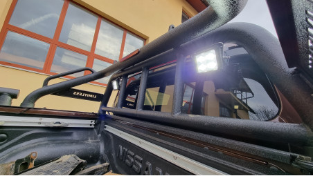 Montage Überrollbügel, Seilwinde, Frontschutzbügel, Seitenschweller auf Nissan Navara NP300 2019