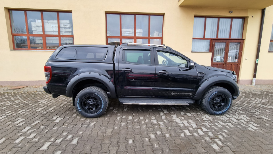 Komplett felszereltség a 2020-as Ford Ranger Wildtrakhoz