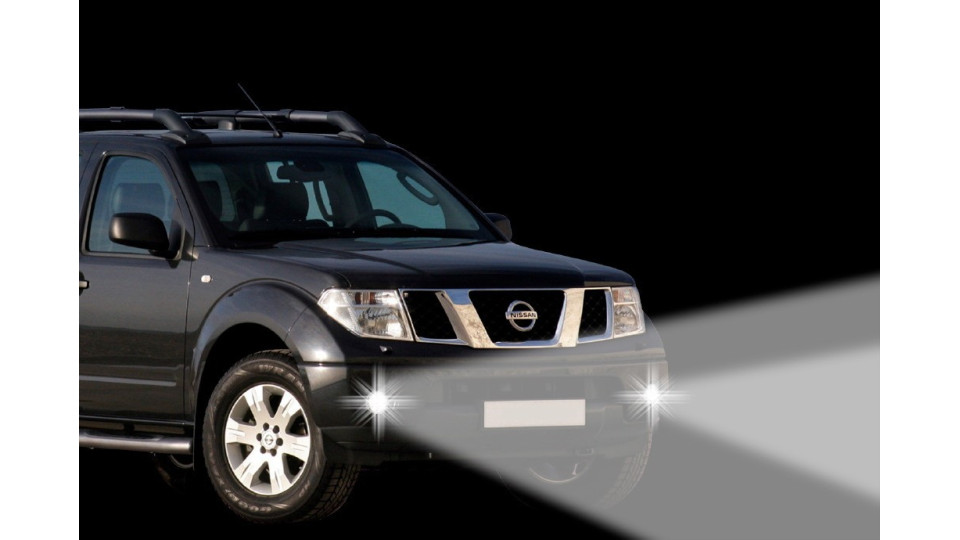 FIT WD Nissan Navara D22 fényvisszaverők