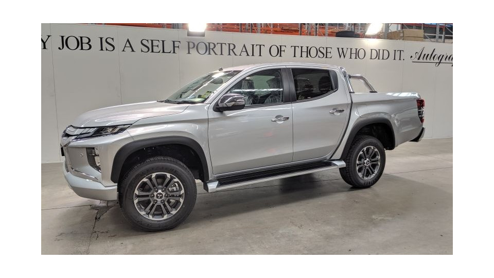 Kotflügelschutz Mitsubishi L200 2022 EGR AA