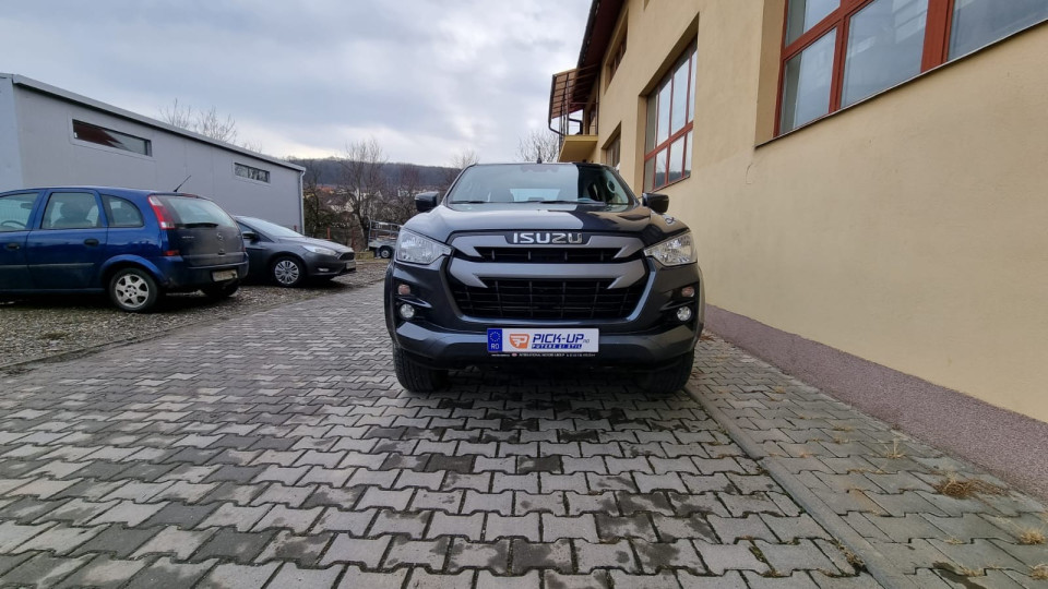 Montage Laderaumabdeckung (Klapp-Typ) auf Isuzu D-Max 2017