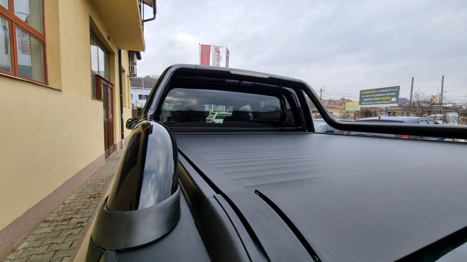 Roll cover, rollbar installed on Volksvagen Amarok 2020