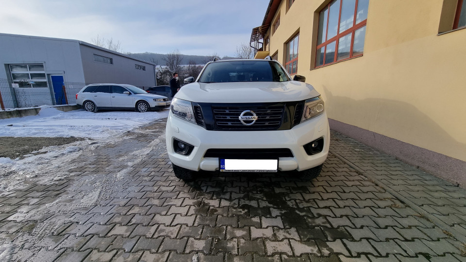 Montage hardtop, ausziehbare Wanne, Fenster-Windabweiser auf Nissan Navara NP300 2020