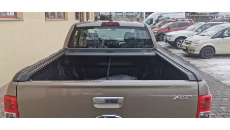 Roll cover installed on Ford Ranger 2019