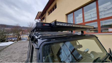 Montage Roof-Rack und Led Bar auf Landrover Defender