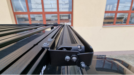 Montage Roof-Rack und Led Bar auf Landrover Defender