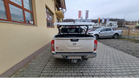 Montage Laderaumabdeckung (Klapp-Typ) und Laderaumauskleidung auf Nissan Navara NP300 2019
