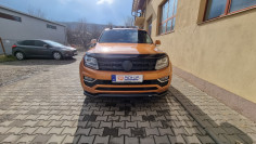 Roll cover, hood guard installed on Volkswagen Amarok 2013
