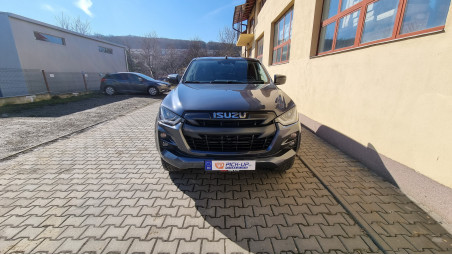 Redőny, központi zár, csomagtérajtó asszisztens felszerelése Isuzu D-Max 2019-re