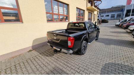 Montage Ladeflächenauskleidung, Schnorchel, Motorhaubendeflektor, scuturi auf Nissan Navara NP300 2020