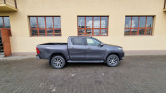 Bed liner installed on Toyota Hilux 2016 2