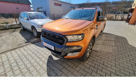A Ford Ranger Raptor hűtőrács felszerelése a 2017-es Ford Rangerre