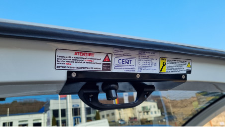 Canopy, swing cases installed on Toyota Hilux 2020