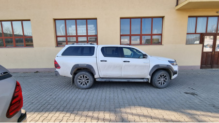 Montage hardtop, ladtie Nutz- auf Toyota Hilux 2020