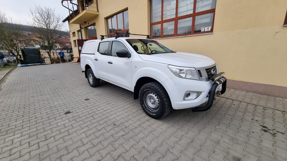 Bed liner.bullbar, skid plates, spot lights installed on Nissan Navara NP300