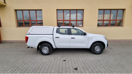 Montage Laderaumauskleidung, Frontschutzbügel, smitturi, Scheinwerfer auf Nissan Navara NP300