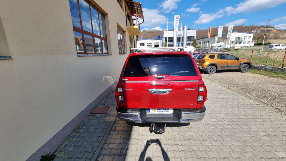 Toyota Hilux 2019 komplett felszereltség