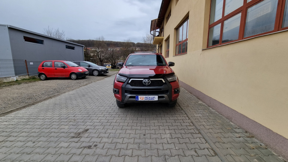 Montage hardtop und Zentralverriegelung Bordwand auf Toyota Hilux 2019