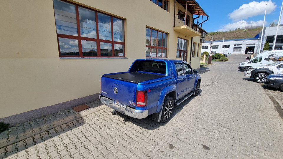 Montage Ladeflächen-Rollo , Assistenz Bordwand, Zentralverriegelung Bordwand VW Amarok 2016