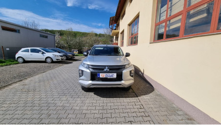 2020 Mitsubishi L200 Keménytető / Felépítmény telepítés