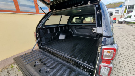 Montage Laderaumauskleidung und Hardtop auf Isuzu D-Max 2019