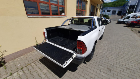 Bukócső és bukócső felszerelése a Toyota Hilux 2018-ra