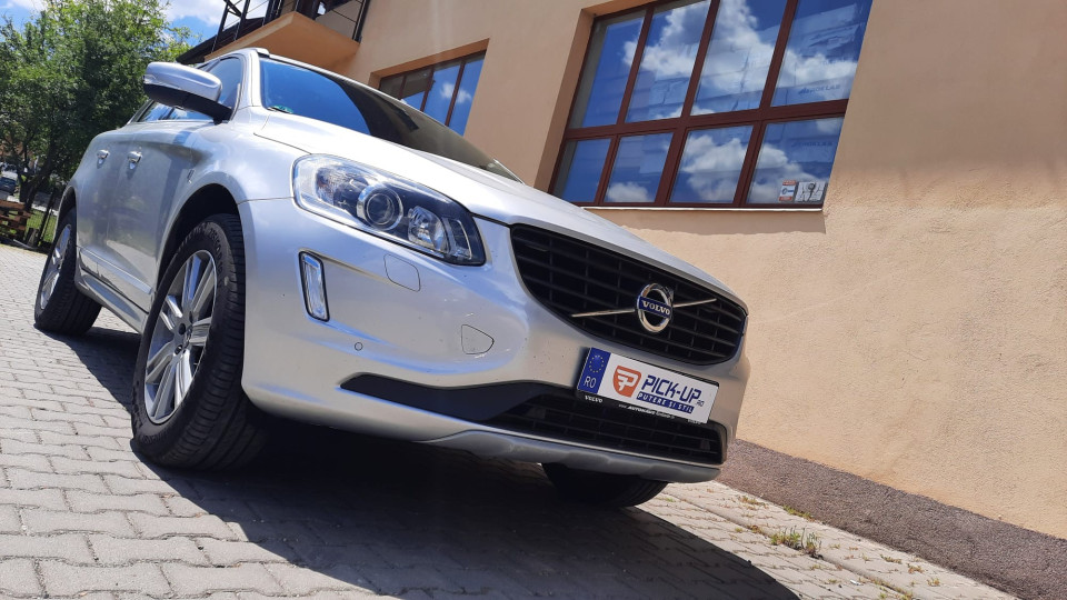 Montage Anhängerkupplung auf Volvo XC60