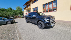 Tonneau Cover, swing cases installed on Ford F150