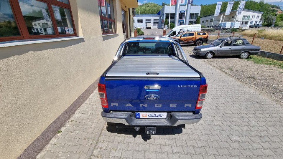 Montage Laderaum-Rollo auf Ford Ranger 2016