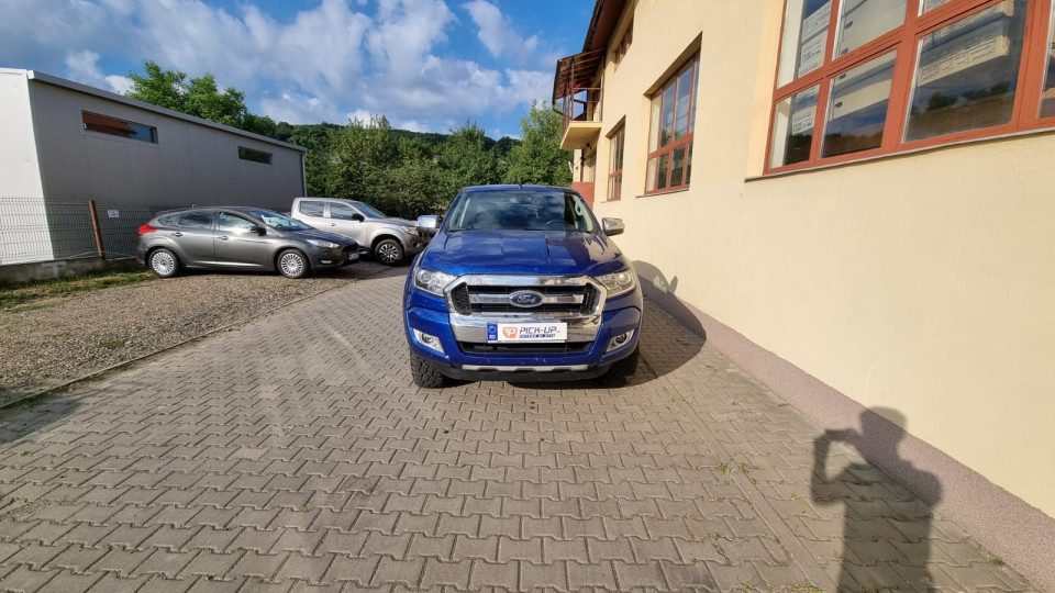 Montage Laderaum-Rollo auf Ford Ranger 2016