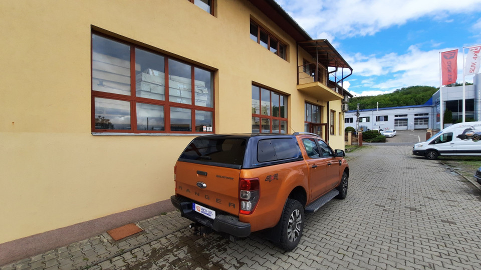 Canopy installed installed on Ford Ranger 2017