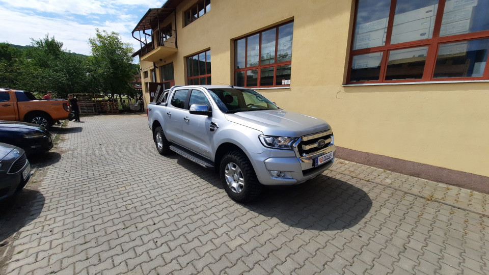 Bukócső felszerelése a Ford Ranger 2019-re