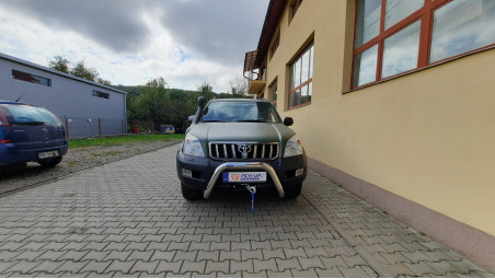 Sznorkel, csőrúd, csörlő-csörlő tartó, haspáncélok felszerelése a Toyota LC120-ra