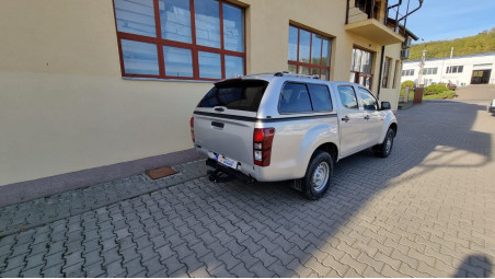 Montage hardtop auf Isuzu D-Max
