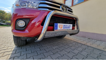 Roll cover, rollbar, bed liner, window visors, bullbar installed on Toyota Hilux 2017
